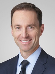 Headshot of Sean Etherington